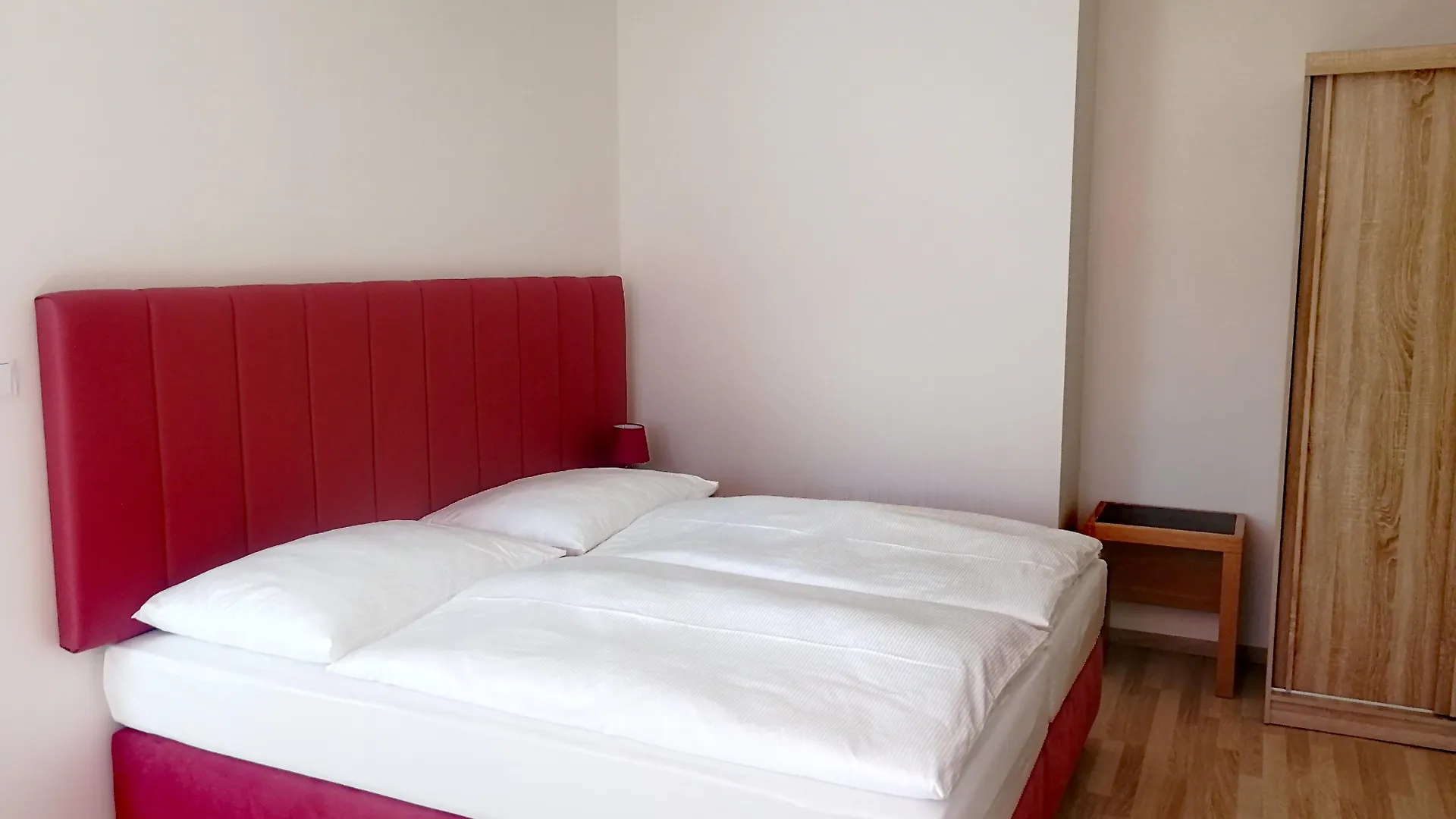 Hotel Otakar Praga 3*,