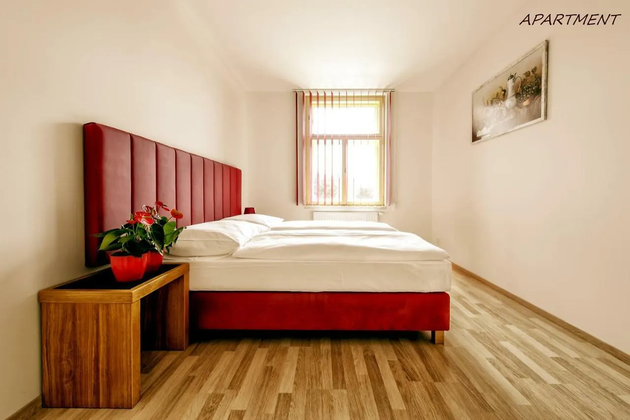 Hotel Otakar Praga 3*,